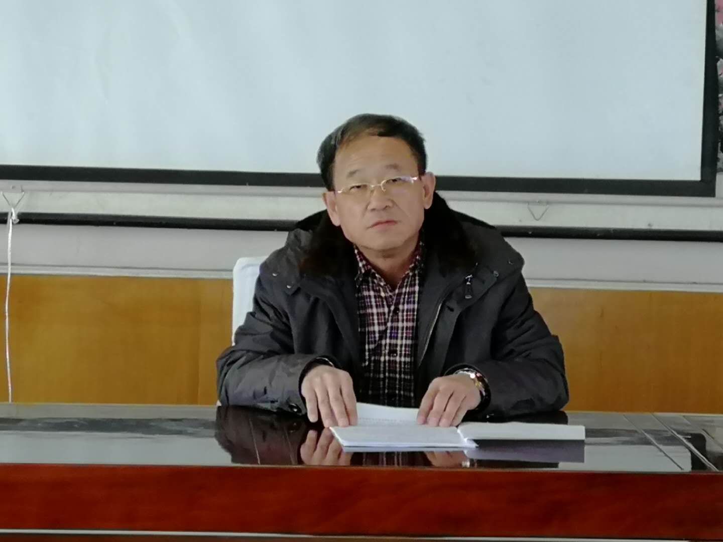 提升管理水平增產(chǎn)提效擴(kuò)大市場占有率 提升管理水平增產(chǎn)提效擴(kuò)大市場占有率